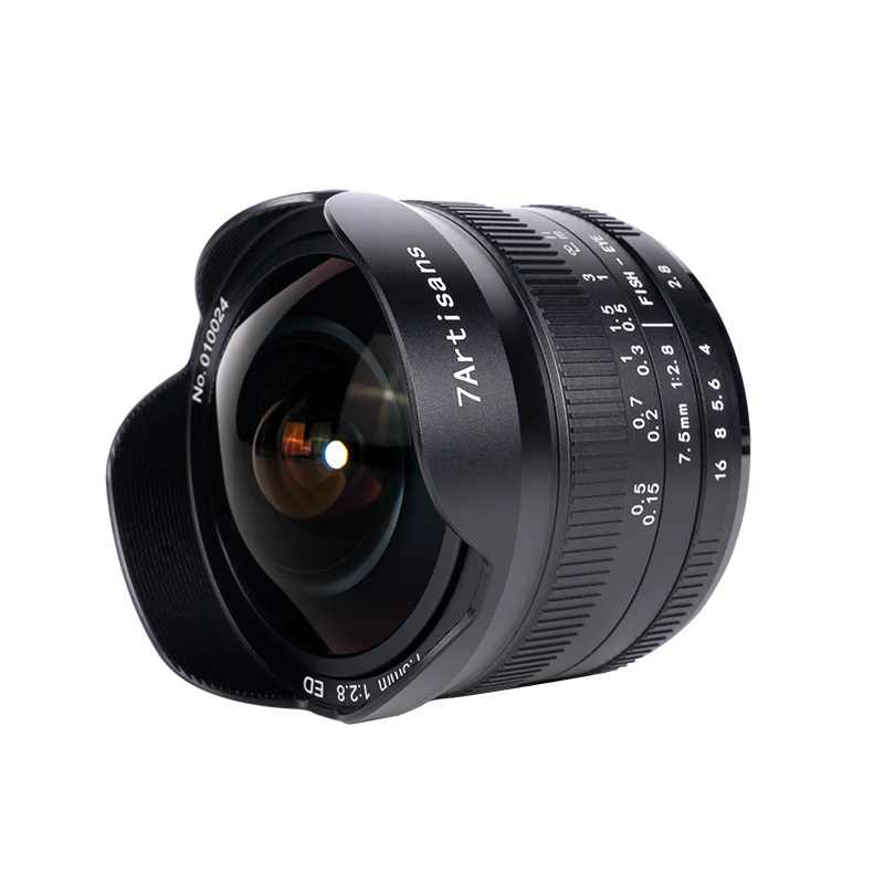 7Artisans 7.5mm f/2.8 II fisheye lens with built-in petal hood, angled view